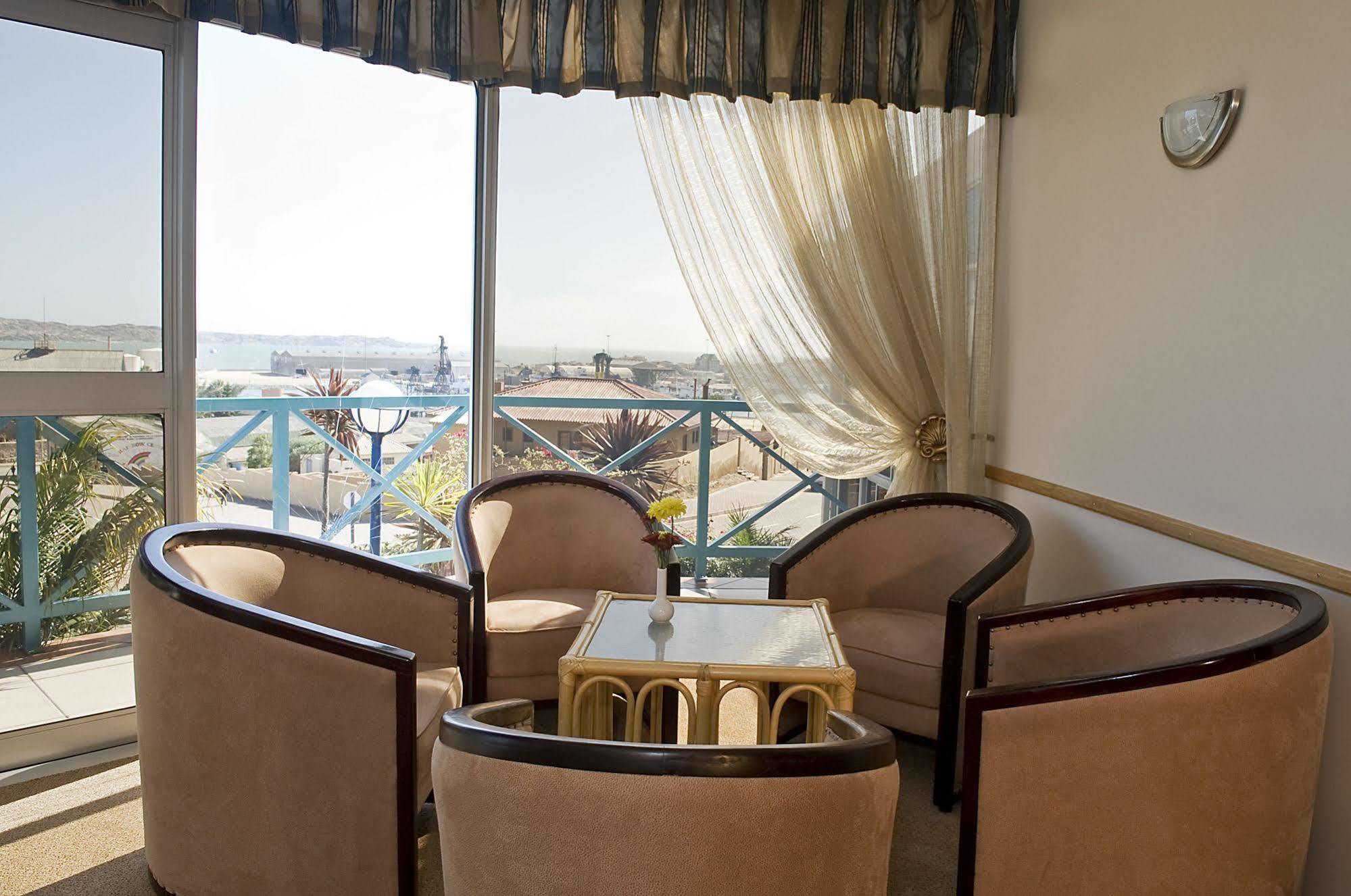 Sea-View Zum Sperrgebiet Otel Lüderitz Dış mekan fotoğraf